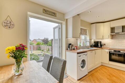 42 Duchess Drive-04.jpg
