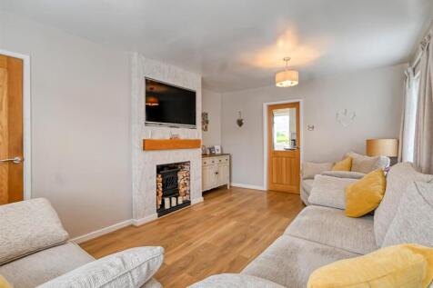 42 Duchess Drive-01.jpg