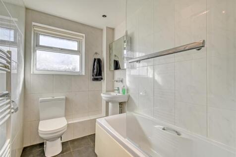 39 Haughton Close-5.jpg