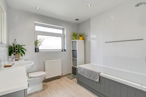 10 Goldstone Drive-13.jpg