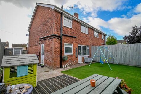 10 Goldstone Drive-15.jpg