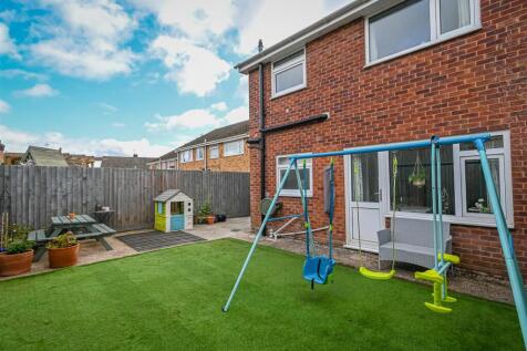 10 Goldstone Drive-16.jpg