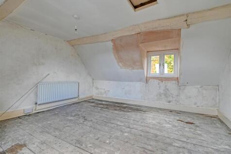 16 St Leonards Close-2.jpg