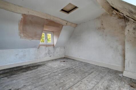 16 St Leonards Close-3.jpg