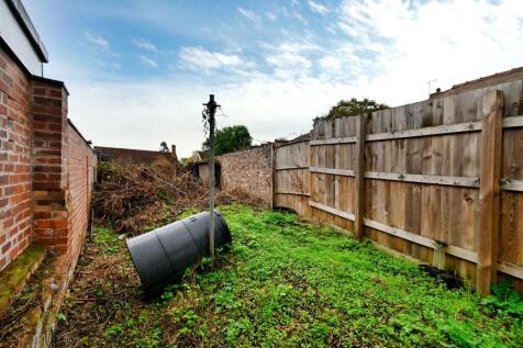 16 St Leonards Close-11.jpg