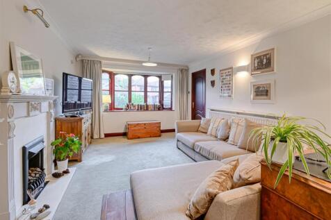 1 Wells Close-24.jpg