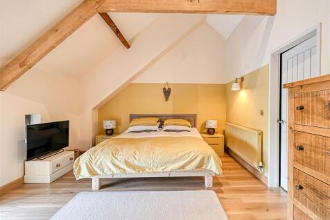 High Clear Barn-06.jpg