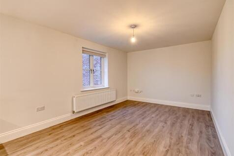 1 Crossfields Crescent-3.jpg