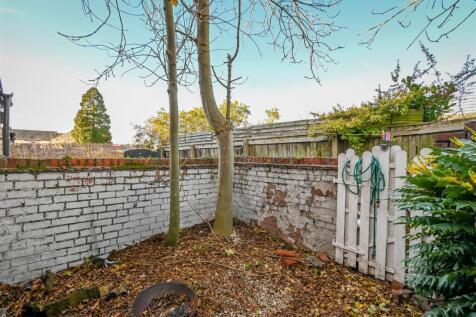 19 Coronation Street-14.jpg