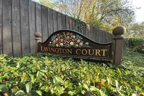 30 Lavington Court-6.jpg