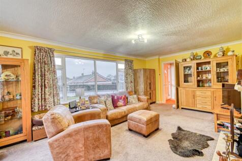 2 Grasmere Drive-12.jpg