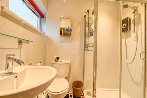 2 Grasmere Drive-11.jpg