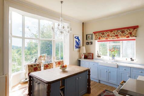 Castle Cliffe House-kitchen.jpg
