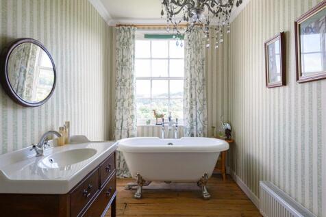Castle Cliffe House-bath.jpg
