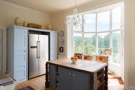 Castle Cliffe House-kitchen1.jpg
