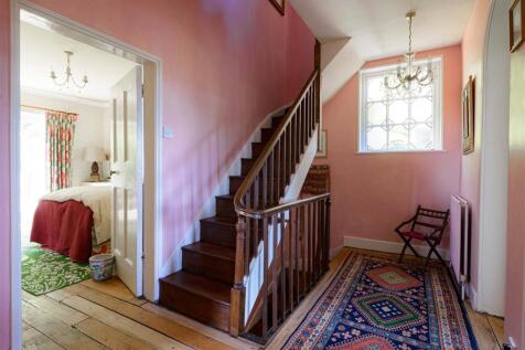 Castle Cliffe House-landing4.jpg