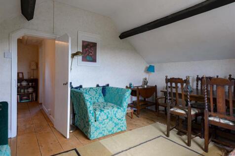 Castle Cliffe House-attic lounge1.jpg