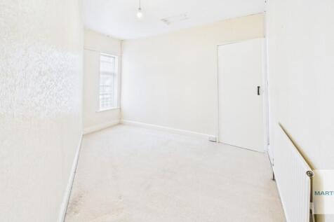 CAM03663G0-PR0203...