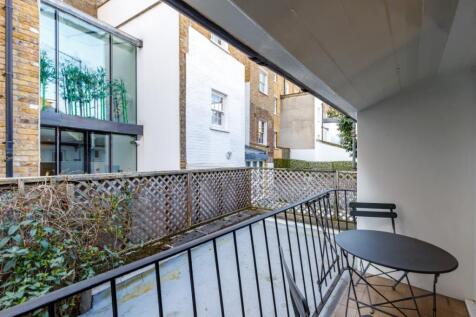 Cheval Place 70 (...