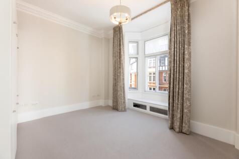 Herbert Crescent ...