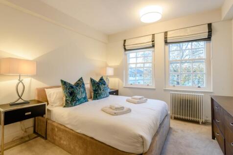 8447084-interior_19
