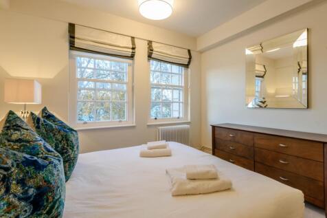8447084-interior_25