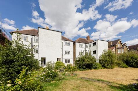 Lingfield Court F...