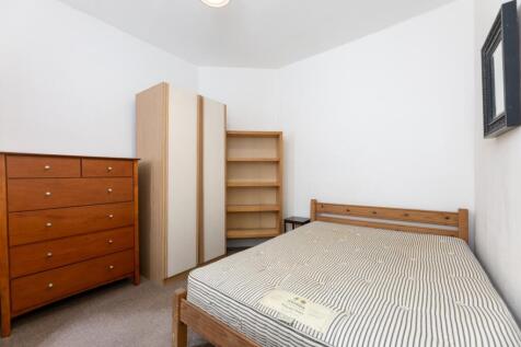 Cadogan Court F16...