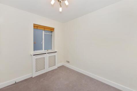 36-Petersham-Plac...