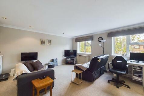 CAM01645G0-PR0041-STILL003.jpg