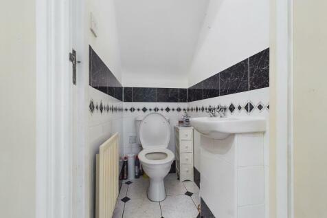 CAM01645G0-PR0041-STILL007.jpg