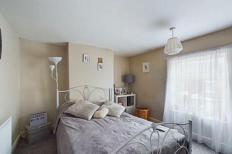 CAM01645G0-PR0046-STILL018.jpg
