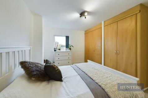 CAM01635G0-PR0301-STILL005.jpg