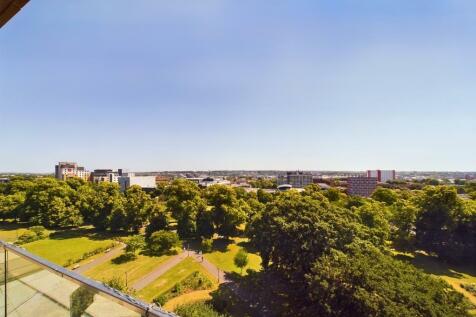 CAM01645G0-PR0068-STILL012.jpg