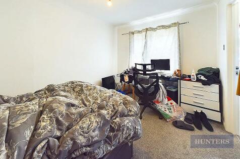 CAM01635G0-PR0191-STILL021.jpg