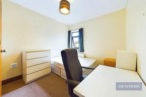 CAM01635G0-PR0222-STILL029.jpg