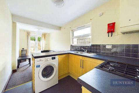 CAM01635G0-PR0266-STILL004.jpg