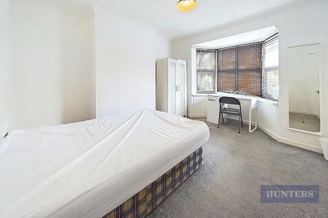 CAM01635G0-PR0217-STILL001.jpg