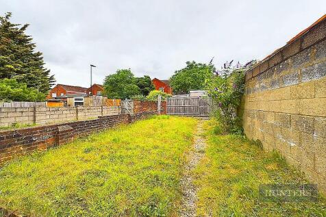 CAM01635G0-PR0217-STILL011.jpg