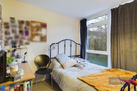 CAM01635G0-PR0117-STILL003.jpg
