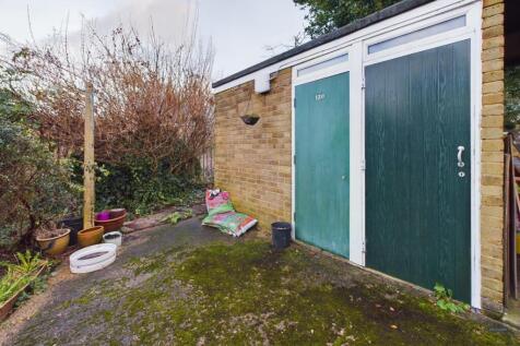 CAM01745G0-PR0068-STILL025.jpg