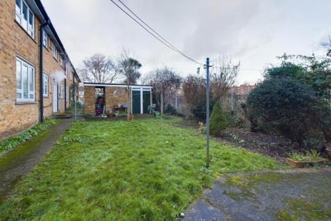 CAM01745G0-PR0068-STILL024.jpg