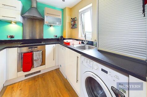 CAM01635G0-PR0190-STILL013.jpg