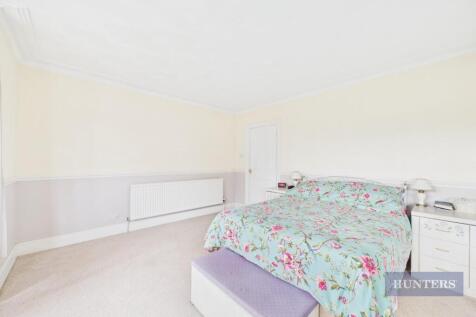 CAM05152G0-PR0056-STILL018.jpg