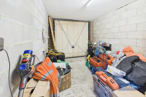 CAM05152G0-PR0041-STILL025.jpg