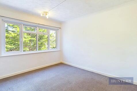 CAM01635G0-PR0179-STILL001.jpg