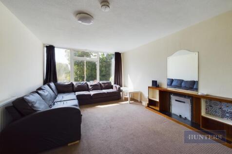 CAM01635G0-PR0295-STILL010.jpg