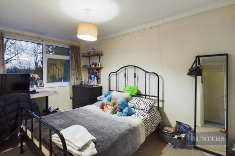 CAM01635G0-PR0117-STILL013.jpg