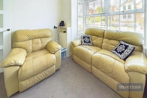 CAM01635G0-PR0212-STILL006.jpg