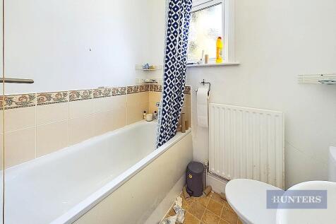 CAM01635G0-PR0212-STILL010.jpg
